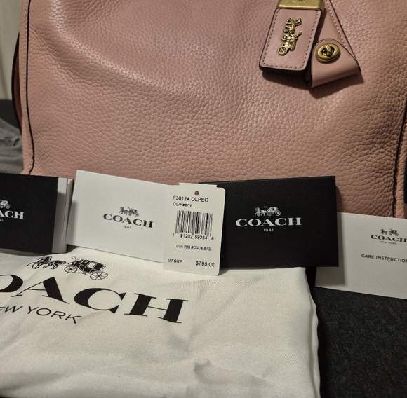 Coach RARE Rogue 30 - Picture 11 of 11